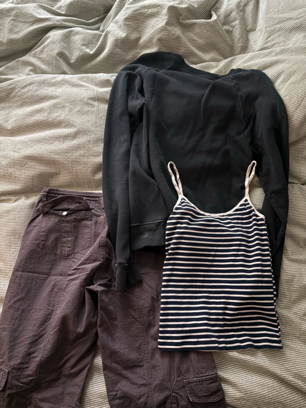 Brandy Melville bundle - Picture 2 of 2